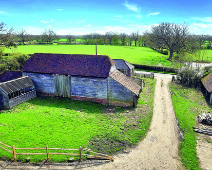 Exciting Wealden Barn for conversion